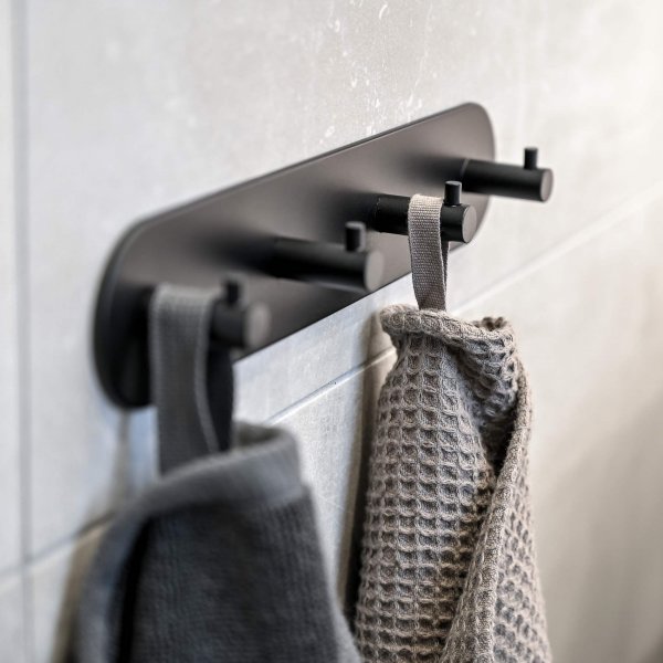 Towel hook Tours