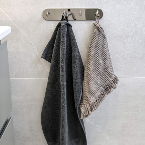 Towel hook Tours